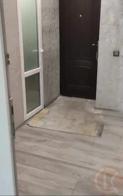 квартира г Симферополь р-н Центральный ул Балаклавская 121 фото 1