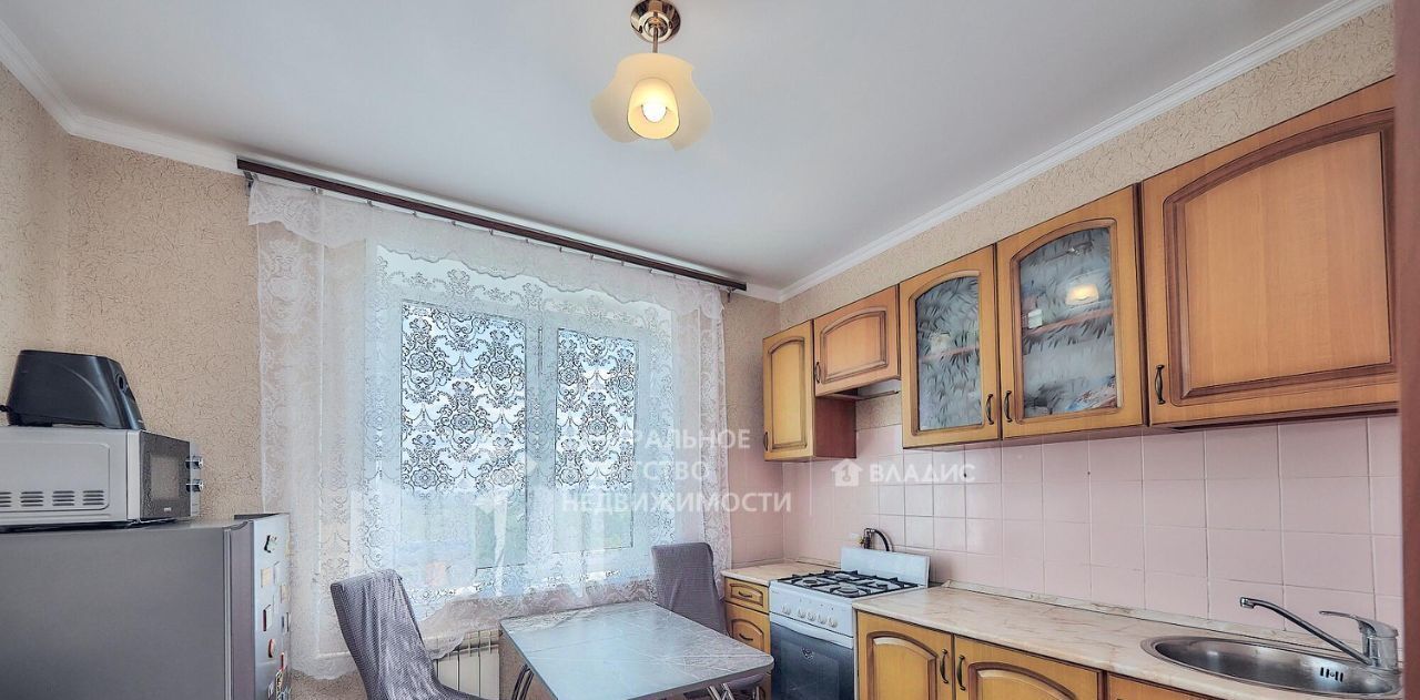 квартира г Рязань р-н Московский ул Бирюзова 31к/1 фото 1