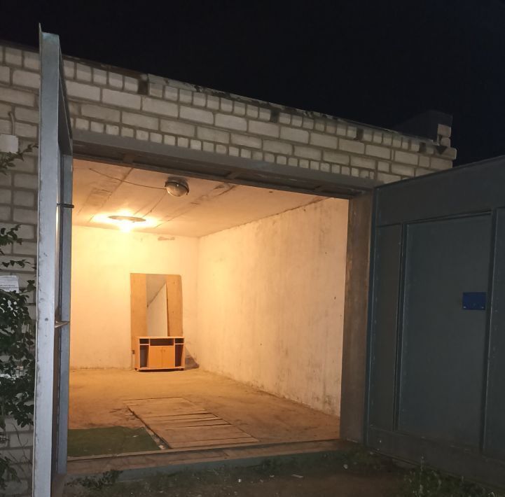 гараж г Волгоград р-н Советский ул им. Гвоздкова 7/313 фото 3