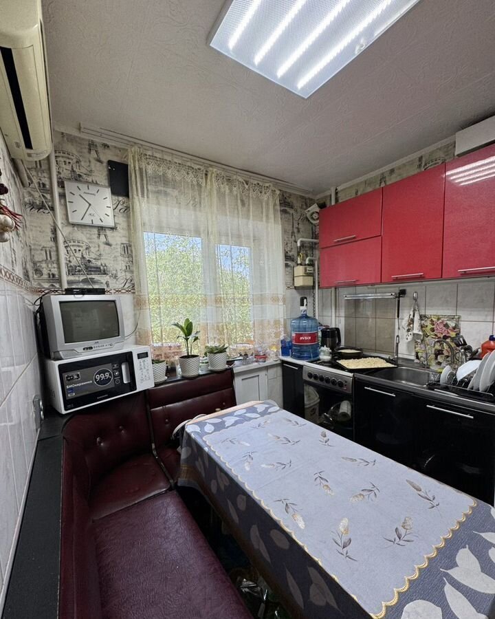 квартира г Волгоград р-н Кировский ул 64-й Армии 77 фото 11