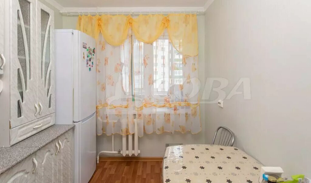 квартира г Тобольск мкр 7а 39 фото 2