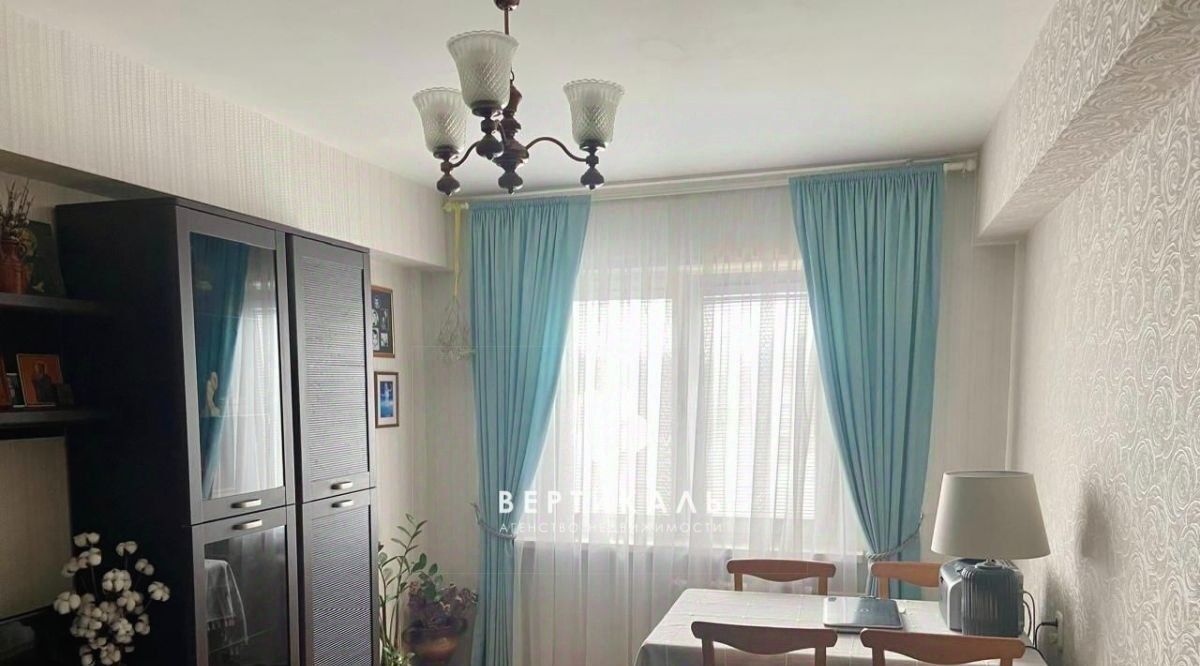 квартира г Великий Новгород ул Белова 8 фото 1