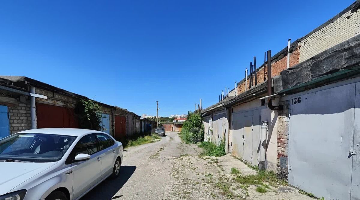 гараж г Белгород 10-й микрорайон Западный ул 60 лет Октября фото 1