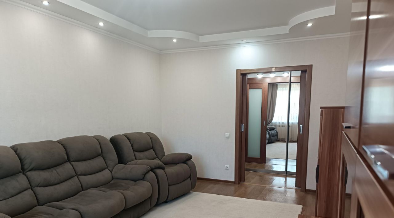 квартира г Саратов р-н Заводской ул Заводская 2/2 фото 5