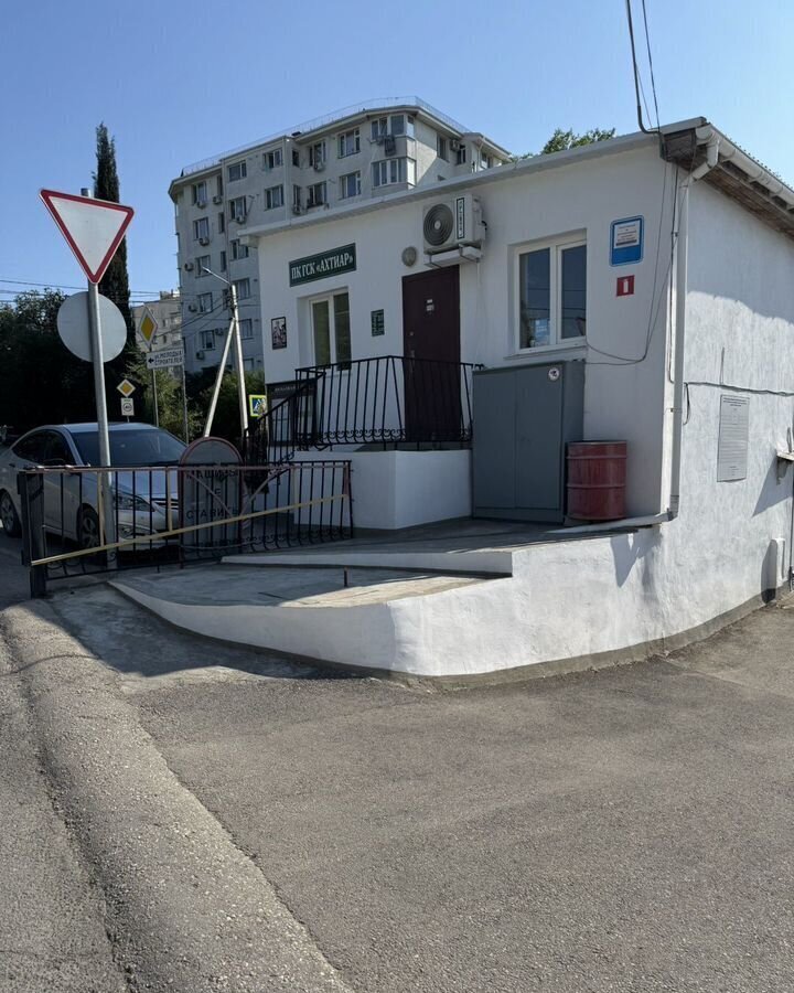 гараж г Севастополь ул Тараса Шевченко 4 Крым фото 2
