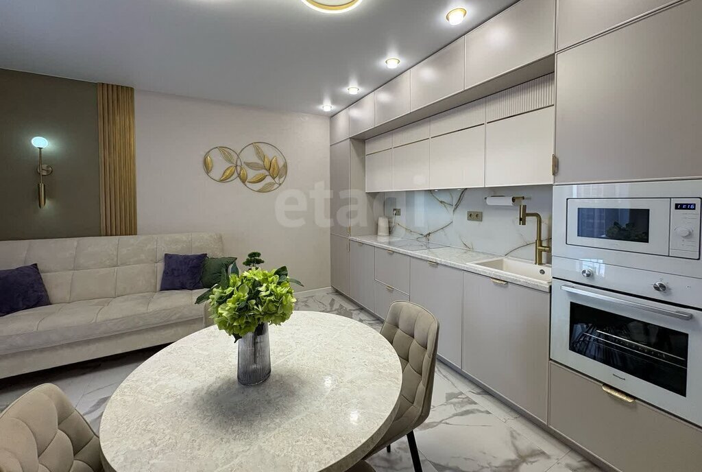 квартира г Краснодар ул Конгрессная 31 фото 1