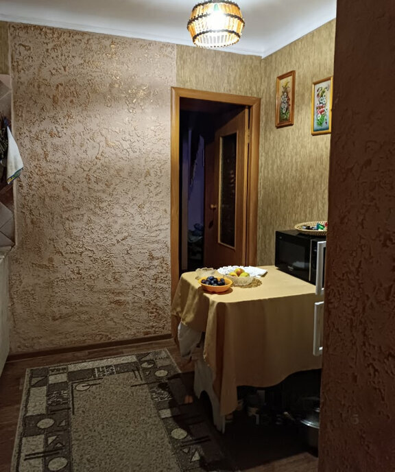 квартира г Таганрог ул Калинина 117/1 фото 1