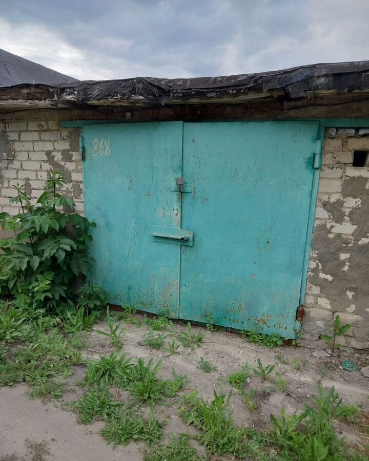 гараж г Уварово 1-й мкр-н, 11 фото 1
