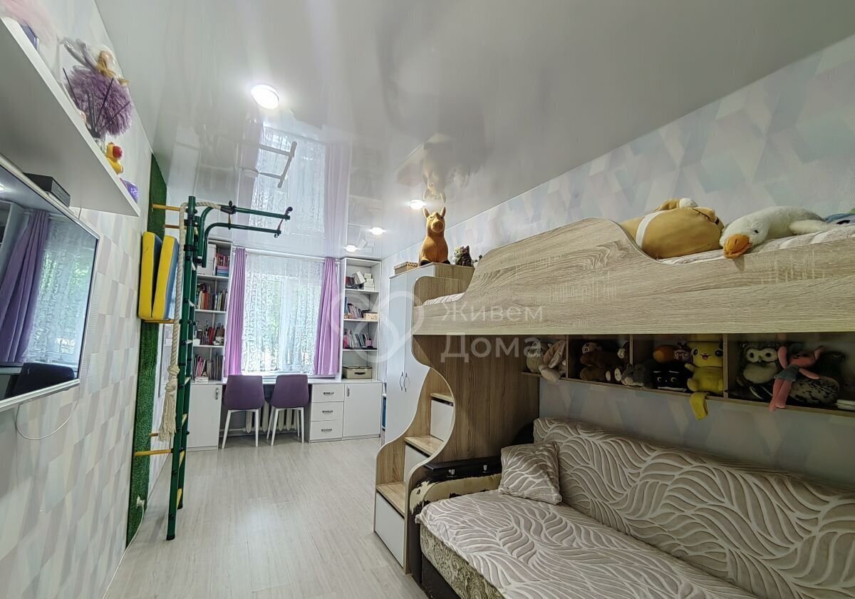 квартира г Волгоград р-н Дзержинский мкр Жилгородок ул им. Пирогова 12а фото 3
