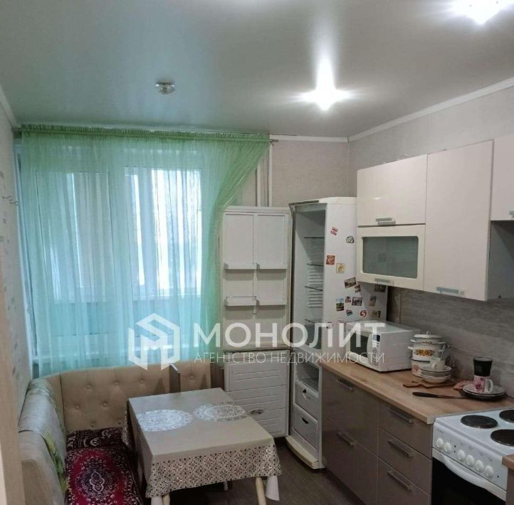 квартира г Старый Оскол микрорайон Жукова 23 фото 1