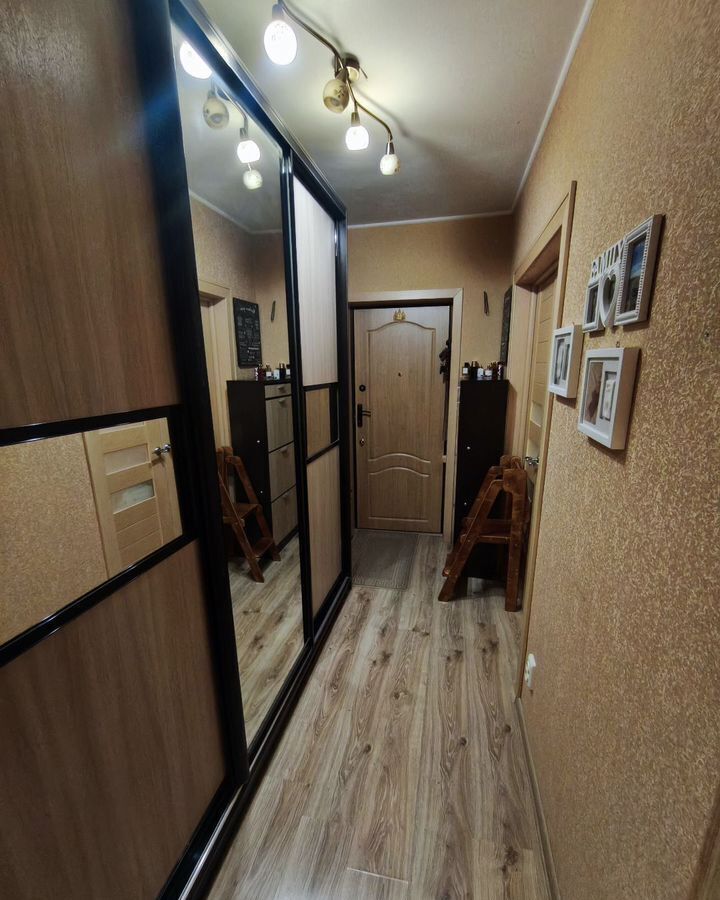 квартира г Саратов р-н Волжский ул им Исаева Н.В. 24 фото 2