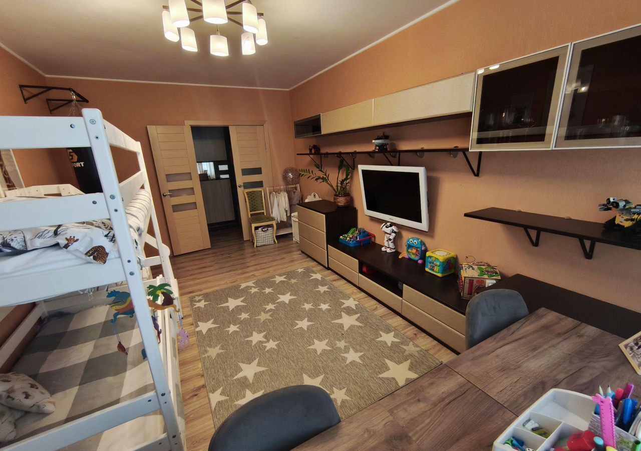 квартира г Саратов р-н Волжский ул им Исаева Н.В. 24 фото 5