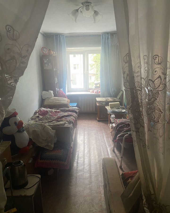 комната г Красноярск р-н Советский ул Партизана Железняка 11а фото 2