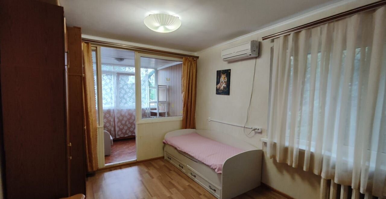 квартира г Сочи р-н Центральный ул Конституции СССР 10 фото 1