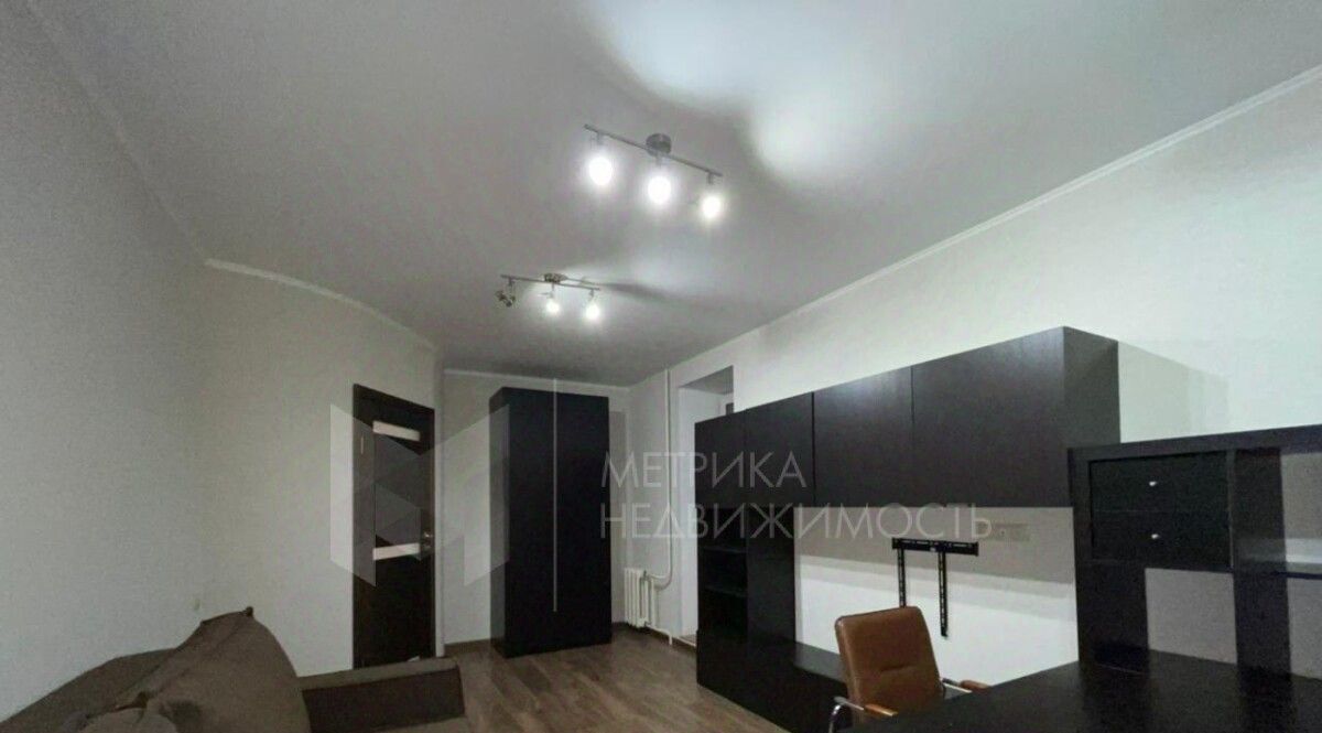 квартира г Тюмень р-н Центральный ул Водников 12 фото 5