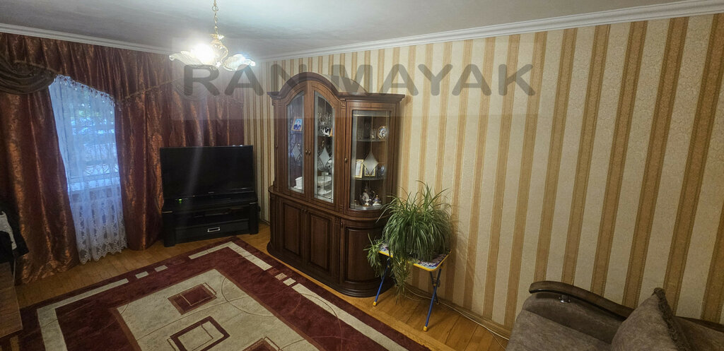 квартира г Майкоп ул Димитрова 14 фото 1