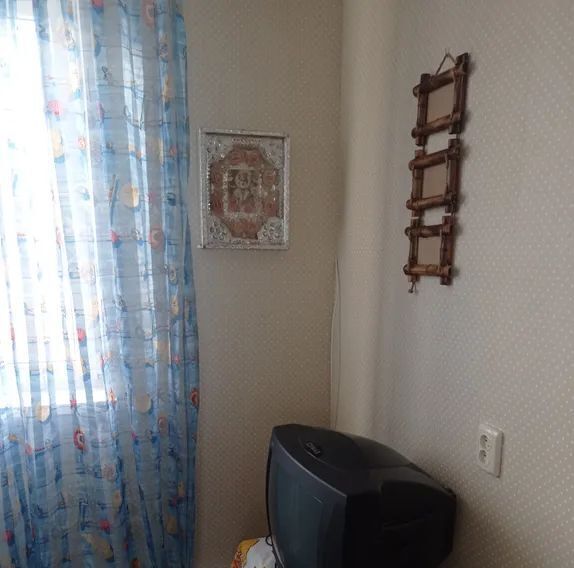 комната г Евпатория пгт Заозерное ул Октябрьская 15а фото 2