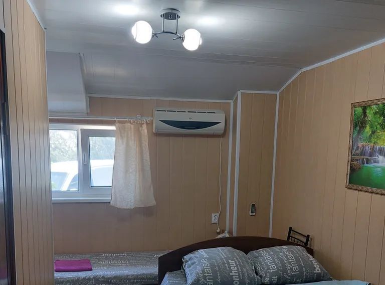 комната г Феодосия пгт Орджоникидзе ул Ленина 4б фото 2