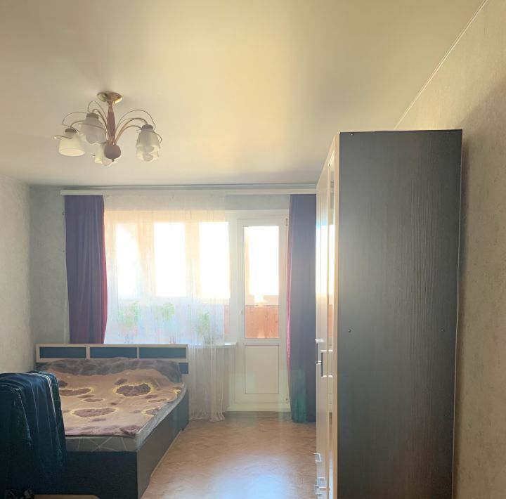 квартира г Саратов р-н Октябрьский ул им Симбирцева В.Н. 14 фото 1
