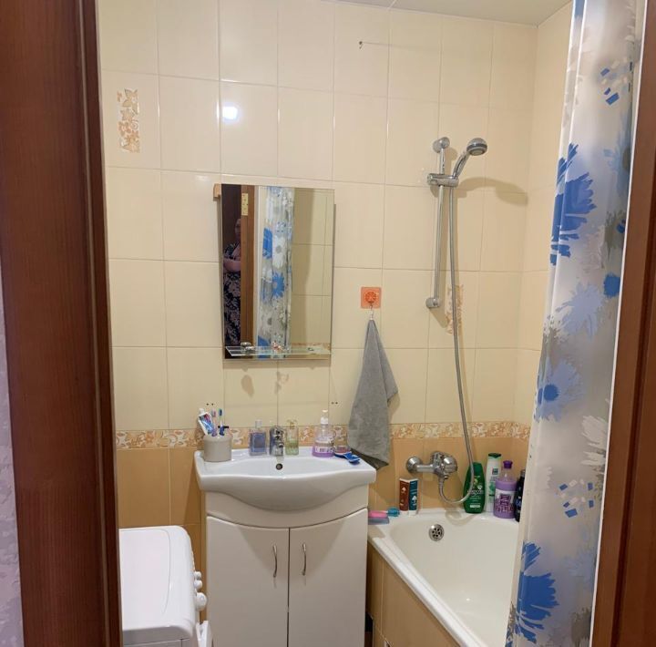 квартира г Саратов р-н Октябрьский ул им Симбирцева В.Н. 14 фото 2