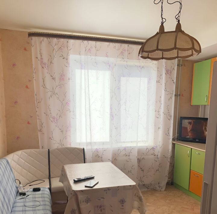 квартира г Саратов р-н Октябрьский ул им Симбирцева В.Н. 14 фото 3