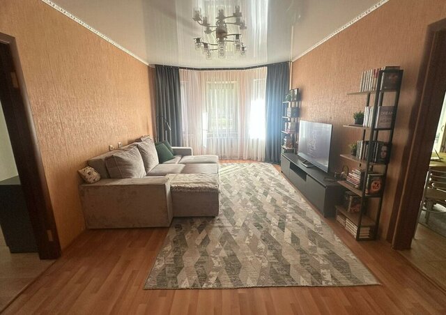 3-й квартал, 10 фото