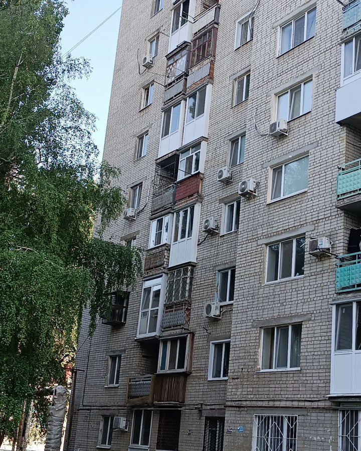 квартира г Энгельс пр-кт Фридриха Энгельса 67а Энгельсский р-н, муниципальное образование фото 2