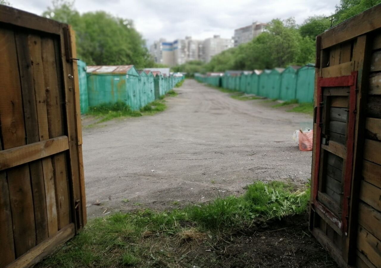 гараж г Мурманск р-н Октябрьский ул Гвардейская 11 фото 4