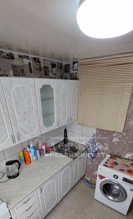 квартира г Кемерово р-н Кировский ул 40 лет Октября 19 фото 8