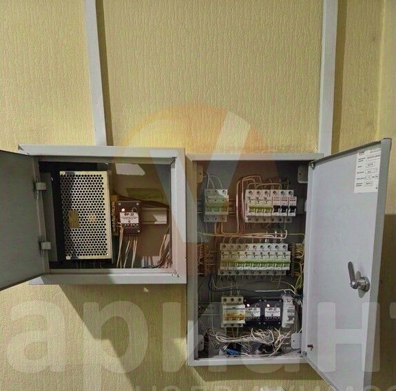 офис г Омск р-н Центральный ул Гусарова 45 фото 8