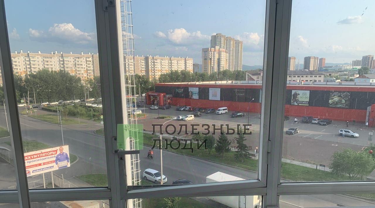 квартира г Красноярск р-н Советский Взлётка ул Батурина 30 жилой район «Слобода Весны» фото 32