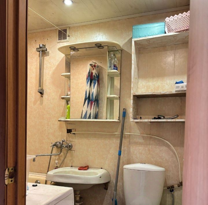 комната г Колпино ул Красных Партизан 10 Шушары фото 6