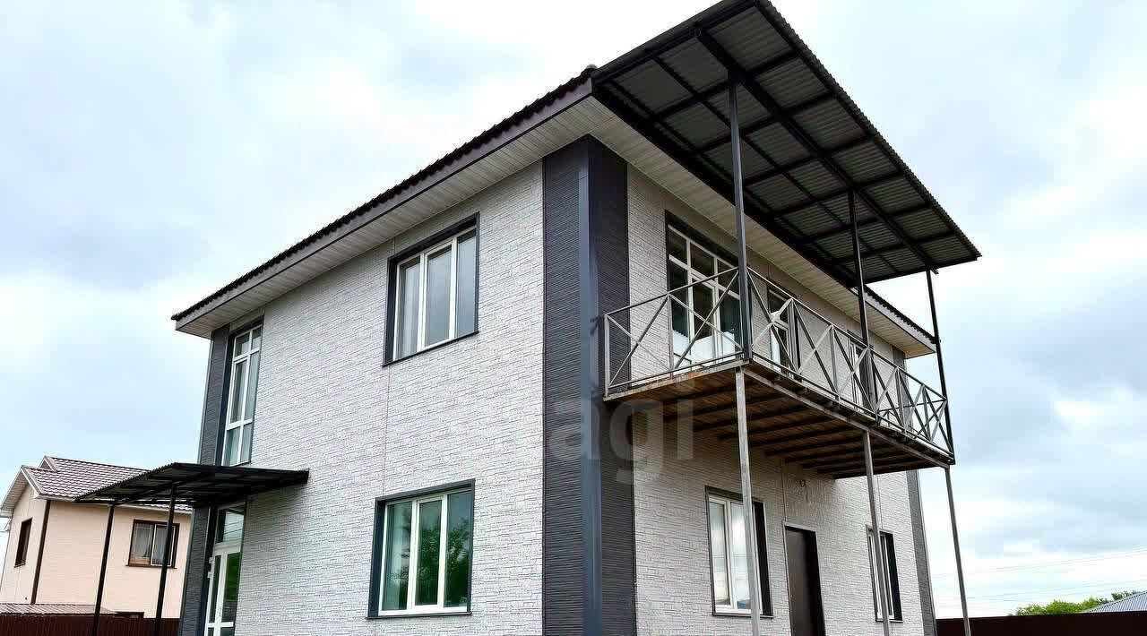 дом г Артем ул Молодежная 18 фото 2