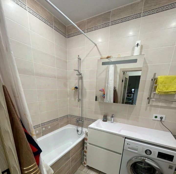 квартира г Волгоград р-н Дзержинский ул Ангарская 100а фото 10