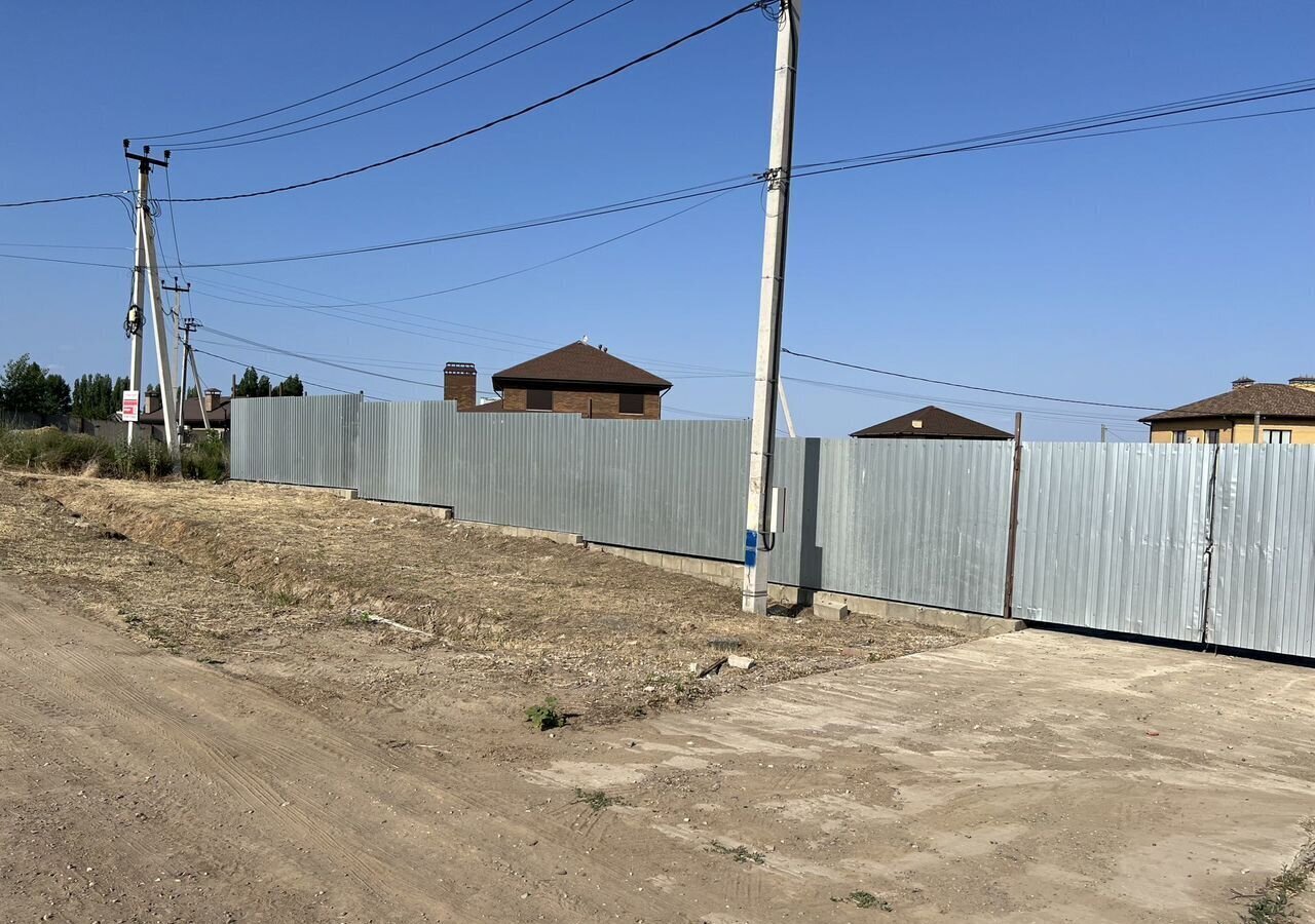 дом г Волгоград р-н Тракторозаводский ул Героев Тулы 132 фото 3