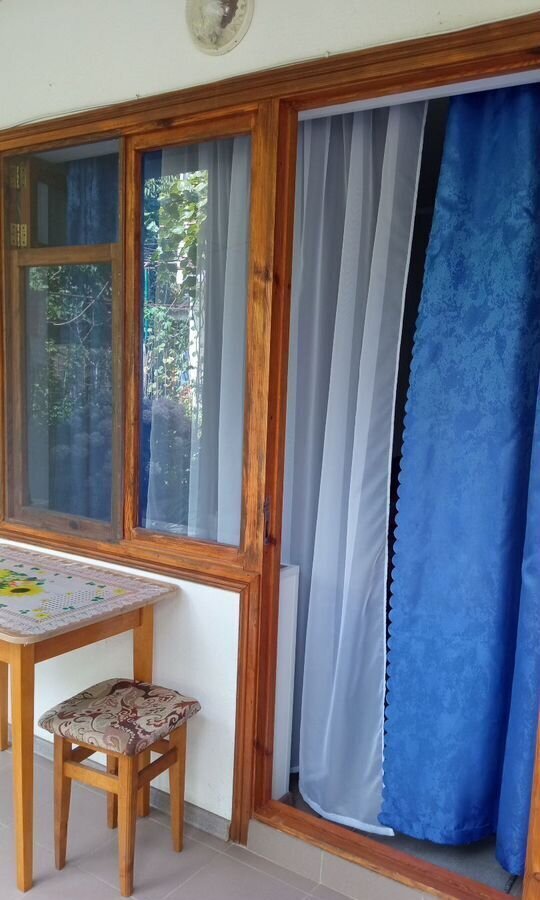 комната г Алушта с Малореченское ул Садовая 14а фото 6