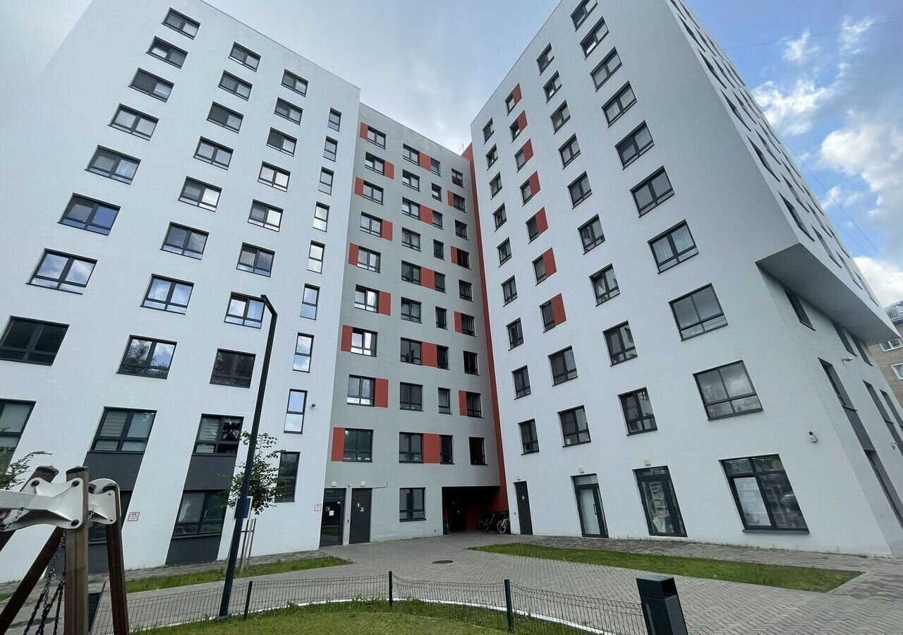 квартира г Пермь р-н Мотовилихинский ул Инженерная 36 фото 1