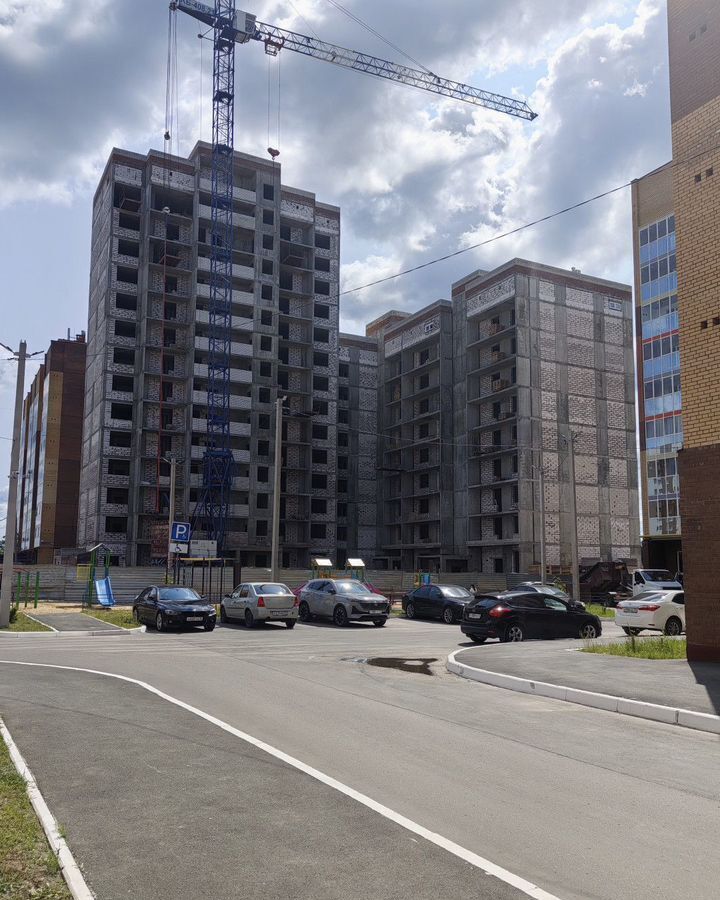 квартира г Йошкар-Ола ул 70-летия Вооруженных Сил СССР 5/2 фото 1