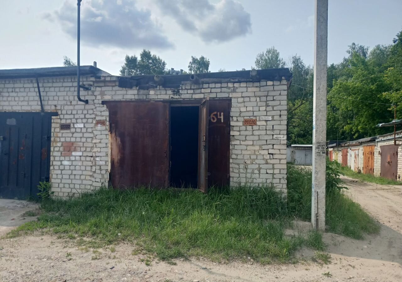 гараж г Брянск р-н Володарский ГО № 7 по улице Салтыкова-Щедрина, 64 фото 1