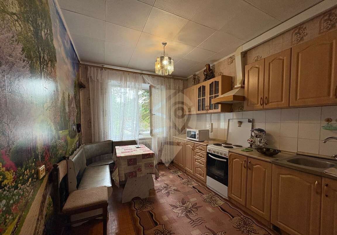 квартира г Старый Оскол мкр-н Королёва, 14 фото 1