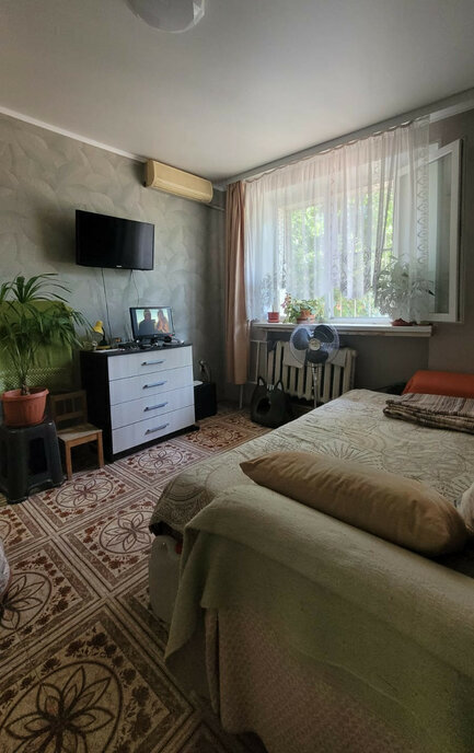 квартира г Астрахань ул Ползунова 7к/2 фото 1