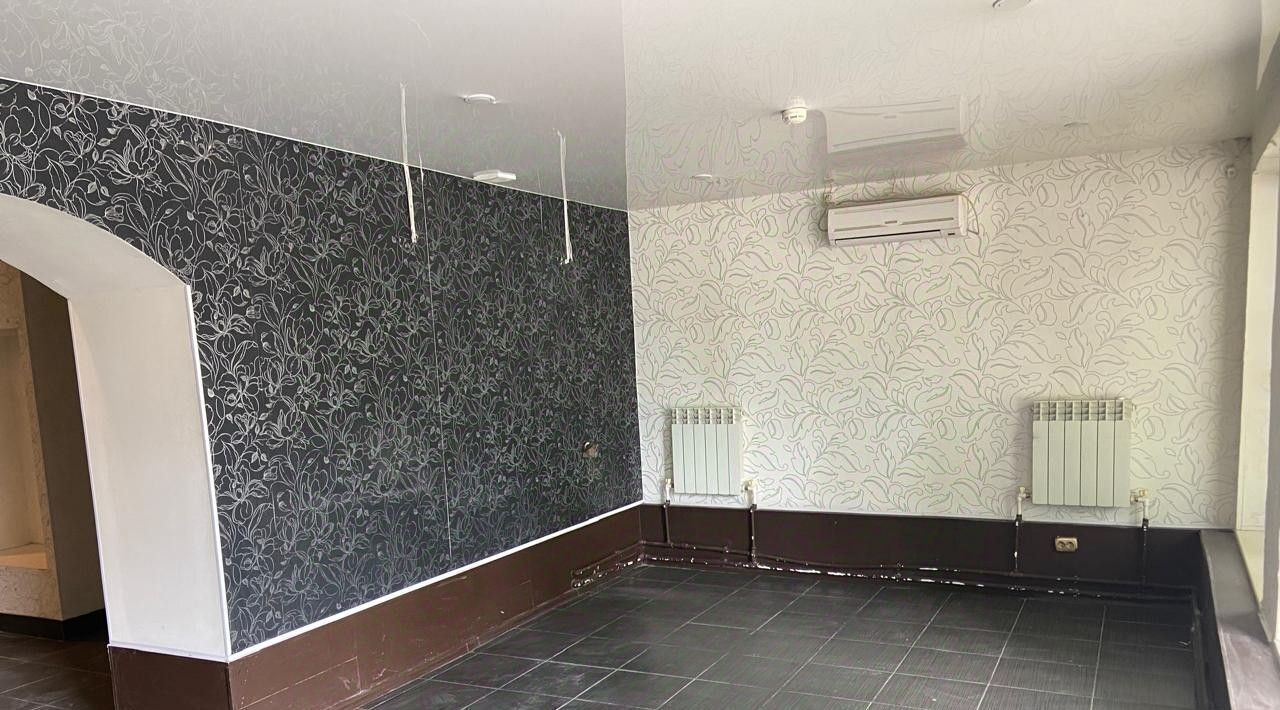свободного назначения г Волгоград р-н Тракторозаводский пр-кт им. В.И. Ленина 211 фото 3