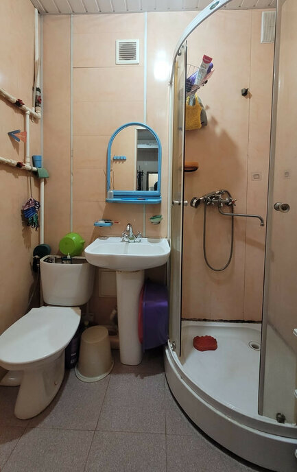 квартира г Астрахань ул Ползунова 7к/2 фото 7