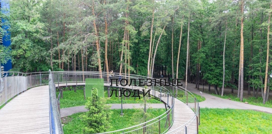 квартира г Уфа р-н Орджоникидзевский пр-кт Октября 107б фото 26