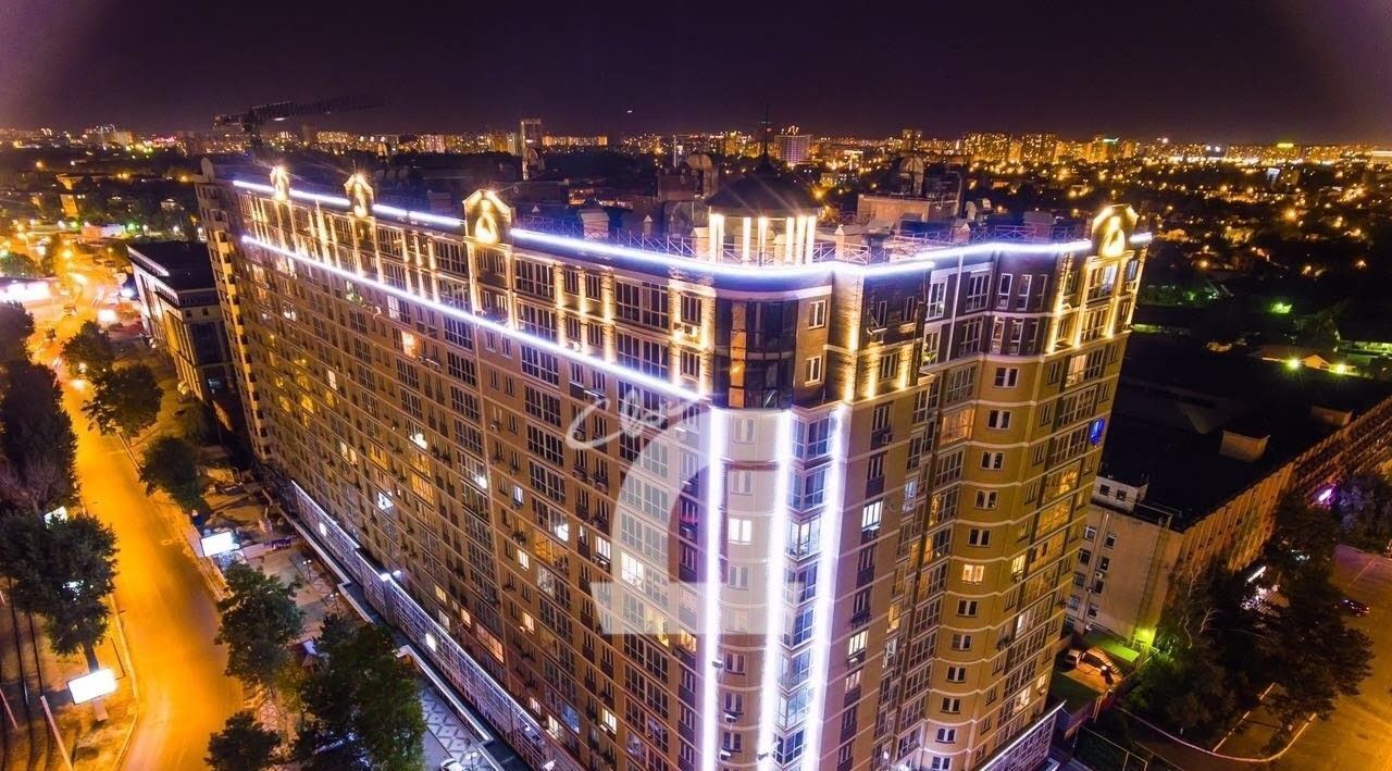квартира г Краснодар р-н Центральный ул Коммунаров 270 фото 1
