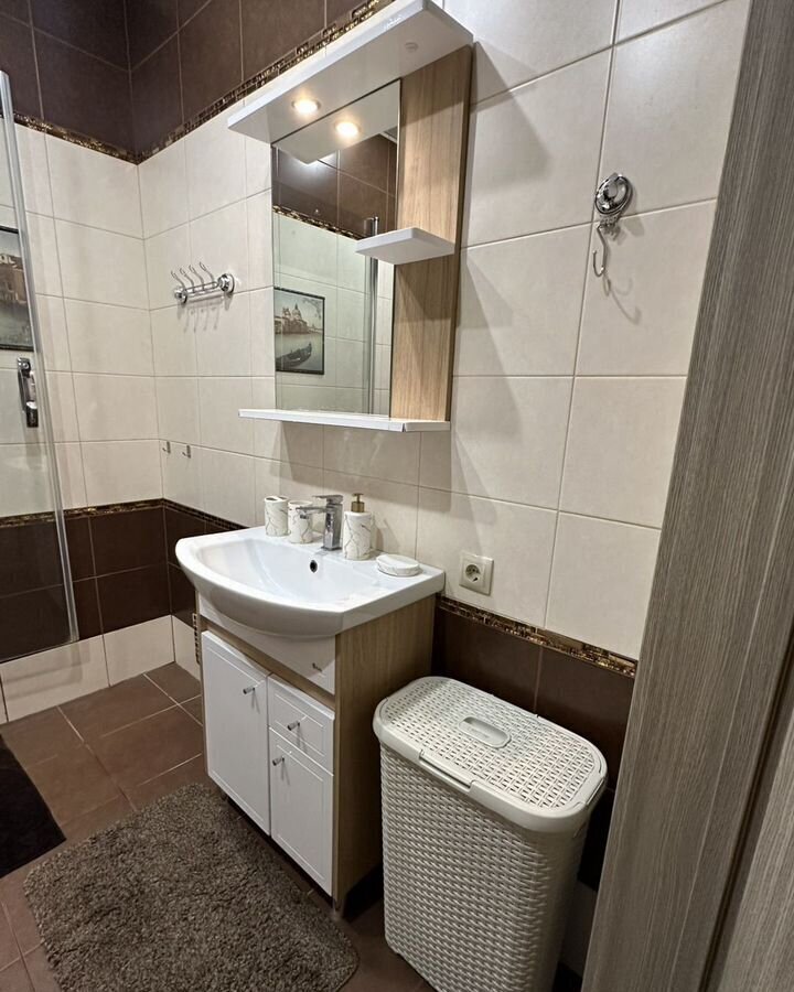 квартира г Тюмень р-н Калининский ул Кремлевская 112к/4 фото 5