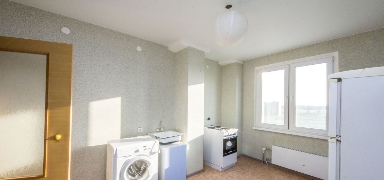 квартира г Омск р-н Центральный ул 21-я Амурская 25 фото 1
