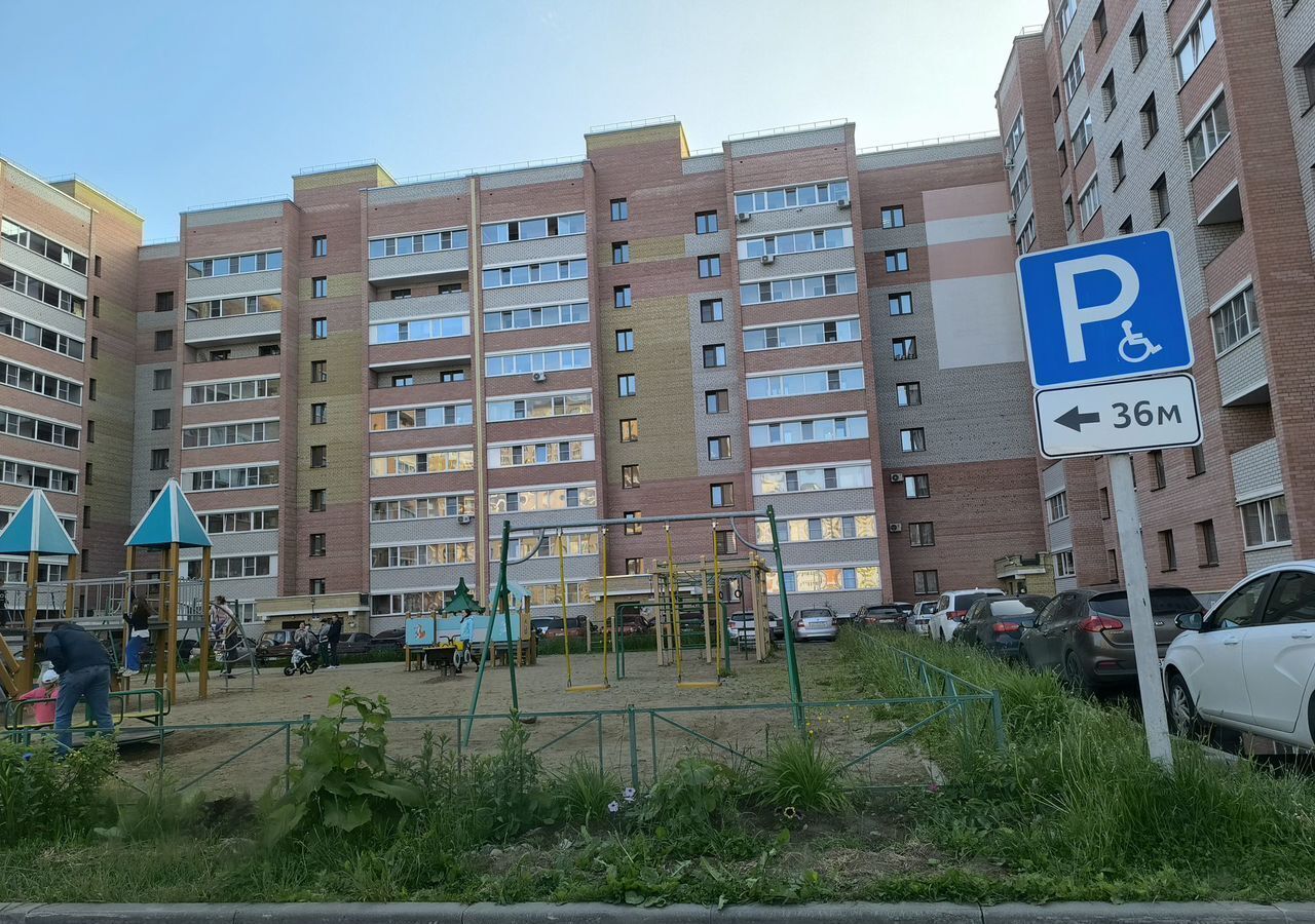 квартира г Череповец р-н Зашекснинский пр-кт Октябрьский 94 фото 1