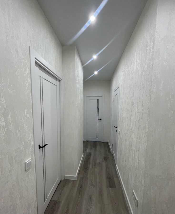 квартира г Краснодар р-н Прикубанский ул им. Героя Сарабеева В.И. 5к/1 фото 1