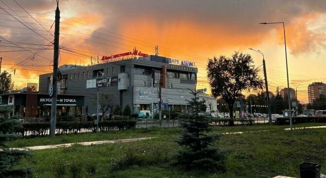 торговое помещение г Нижний Новгород р-н Автозаводский Парк культуры ул Веденяпина 2б фото 1